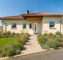 Modernisierter Bungalow mit großem Grundstück und vielseitigem Entwicklungspotenzial - Dahlem