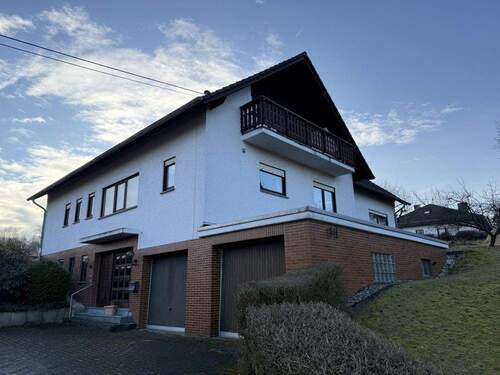 Seitenansicht - 5 Zimmer Einfamilienhaus zum Kaufen in Steimel-Sensenbach