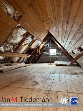 Spitzboden - 