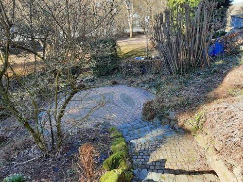 Freisitz - Mehrfamilienhaus, Wohnhaus mit 310,20 m&sup2; in Siegen zum Kaufen