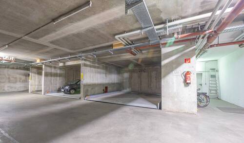 Tiefgaragenstellplatz - 