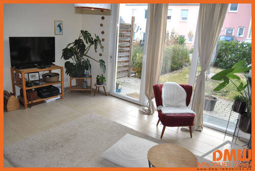 Wohnzimmer4d - 4 Zimmer Reihenmittelhaus in Münster-Sarmsheim