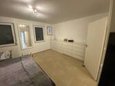 Schlafzimmer 1__4i - 