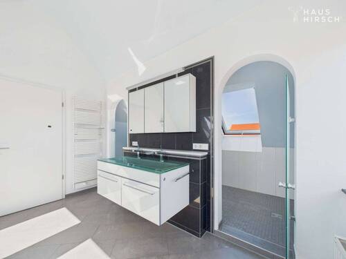 Wellness-Bad ca. 18,5 qm - 