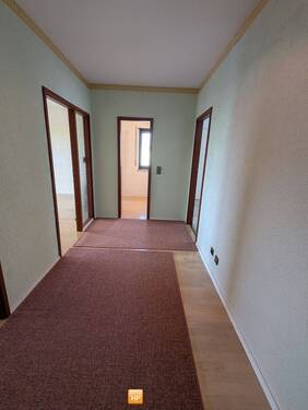 Flur 2.jpg - 3 Zimmer Etagenwohnung in Ludwigshafen am Rhein