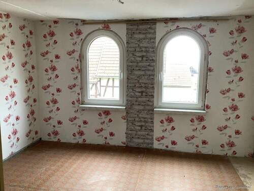 Zimmer im DG/Leerstand - 7 Zimmer Einfamilienhaus in Eilsleben