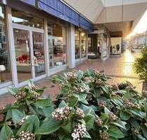 Downtown: Schaufenster in Rodenkirchen - Köln / Rodenkirchen Downtown: Schaufenster in Rodenkirchen - Köln / Rodenkirchen