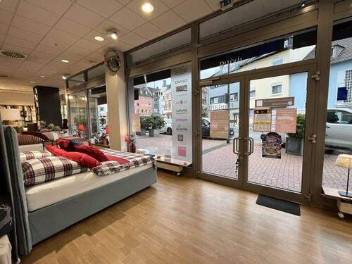 Eck-Laden - 1 Zimmer Gewerbeobjekt (Büro, Produktion, Verkauf) in Köln / Rodenkirchen