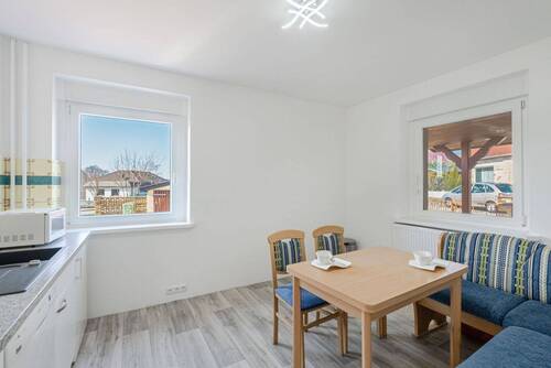 Küche mit Eßplatz - 