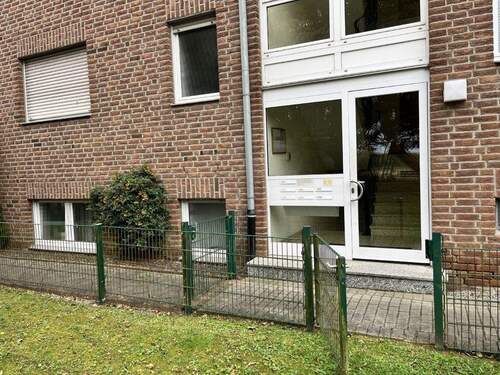 Hauseingang (2) - 