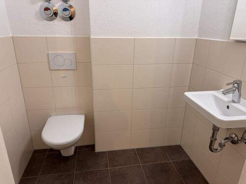 Gäste-WC - Etagenwohnung mit 57,00 m² in Kirchheim / Heimstetten zur Miete