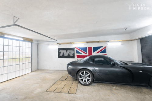 Garage - 
