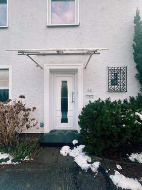 Haustür - 4 Zimmer Reihenendhaus zum Kaufen in Bielefeld / Schildesche