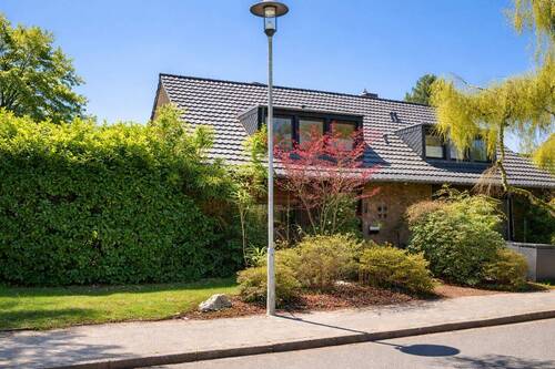 Bild 2 - 4 Zimmer Doppelhaushälfte zum Kaufen in Krefeld / Benrad-Süd