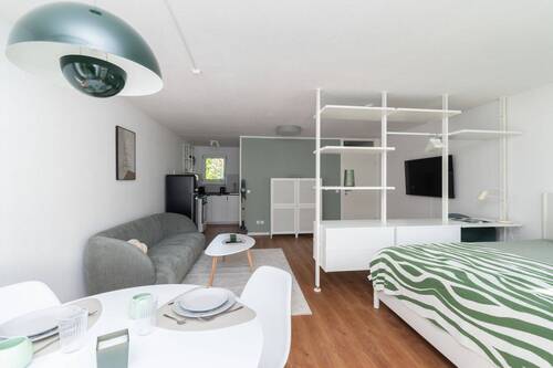 Wohnen/ Schlafen - 1 Zimmer Etagenwohnung zum Kaufen in Leipzig