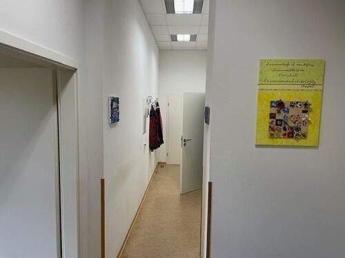 Flur/Diele der Gewerbeeinheit im EG - 