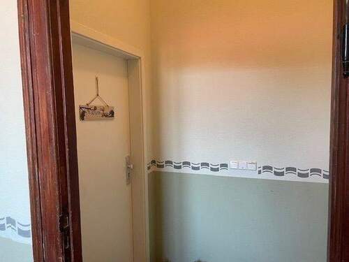 Zugang zur Wohnung im OG - 