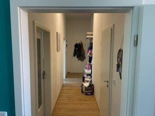 Flur Wohnung im OG - 
