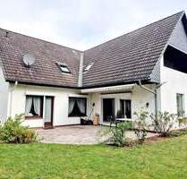 Provisionsfrei für Käufer ! Ca. 270 m² Wohn-Nutzfläche im EG und DG - Linau