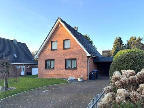 Straßenansicht I - 4 Zimmer Einfamilienhaus zum Kaufen in Itzehoe