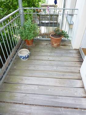 04_Balkon_2225.JPG - Etagenwohnung mit 167,50 m&sup2; in Leipzig zur Miete