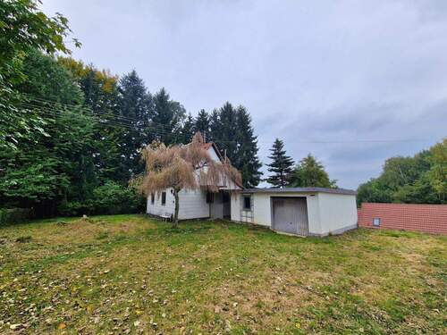 heretsried.jpg - Grundstück mit Altbestand und Weitblick in Heretsried