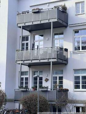 Balkonansicht - Tolle großzügige 2-Raumwohnung mit - 2 Zimmer Etagenwohnung in Dresden