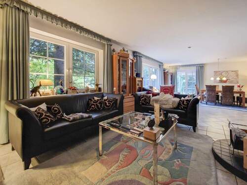 Wohnzimmer im EG - 5 Zimmer Einfamilienhaus zum Kaufen in Breitenberg