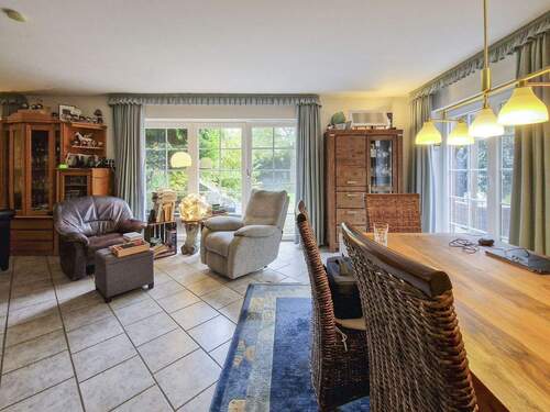 Wohnzimmer im EG - Einfamilienhaus mit 162,00 m&sup2; in Breitenberg zum Kaufen