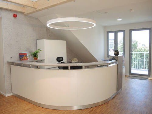 Empfang - Penthouse-Büro Dresden: Vollmöbliert, flexibel, zentral - Service inklusive