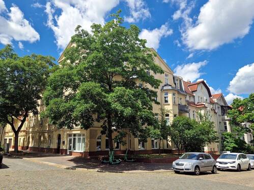 Gesamtansicht - 3 Zimmer Etagenwohnung zum Kaufen in Halle (Saale)