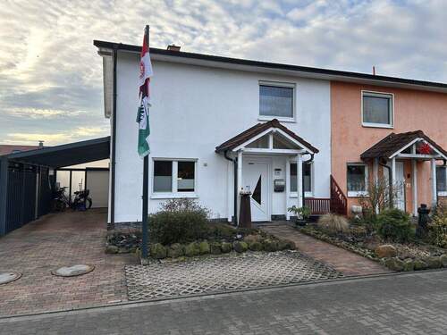 Bild 1 - Moderne Doppelhaushälfte: Platz für Familie + Büro!