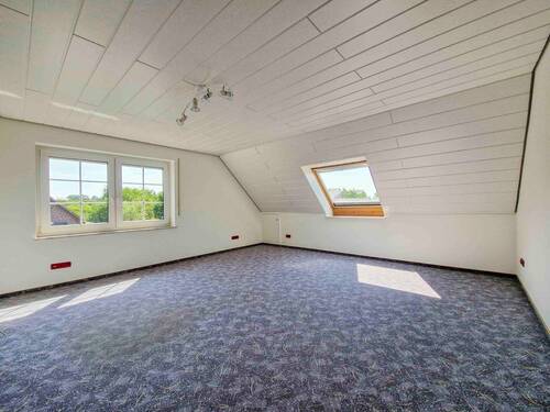 Kinderzimmer im DG - 