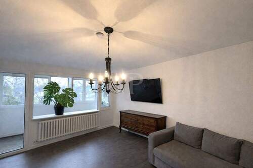 Wohnzimmer - 3 Zimmer Etagenwohnung zum Kaufen in Mannheim / Vogelstang