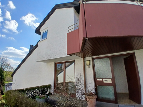 HausansichtOstseite.jpg - 4 Zimmer Doppelhaushälfte zum Kaufen in Rechberghausen