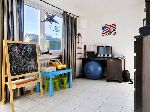 Büro - 5 Zimmer Etagenwohnung in Eching am Ammersee