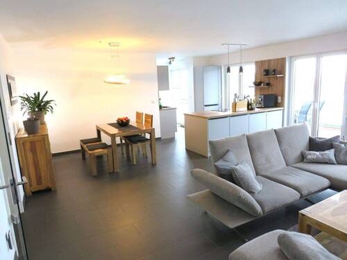 Wohnzimmer..JPG - 4 Zimmer Etagenwohnung in Leichlingen