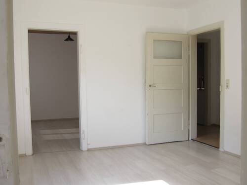 Wohnzimmer - 4 Zimmer Etagenwohnung zur Miete in Schiltach