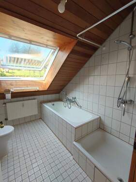 ... Wanne und Dusche ... - 