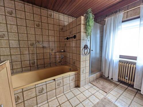 Großes Badezimmer OG - 
