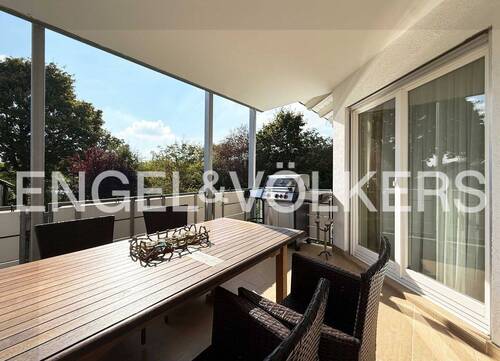 Bild 1 - Stilvolle 6-Zimmer-Wohnung - 429.000,00 EUR Kaufpreis, ca.  162,00 m² Wohnfläche