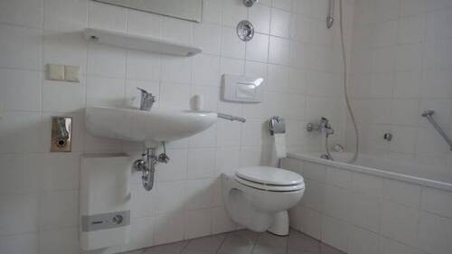 Wannenbad - 2 Zimmer Etagenwohnung in Trebbin