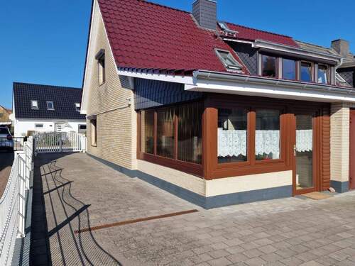 Außenansicht - 5 Zimmer Doppelhaushälfte in Hamburg