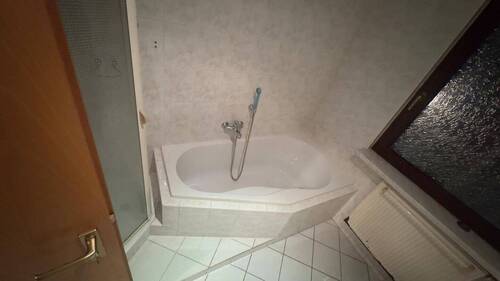 Bad Bild 2 im Erdgeschoss - 