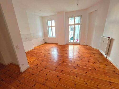 Großzügige helle Wohnküche - 2 Zimmer Etagenwohnung zum Kaufen in Berlin