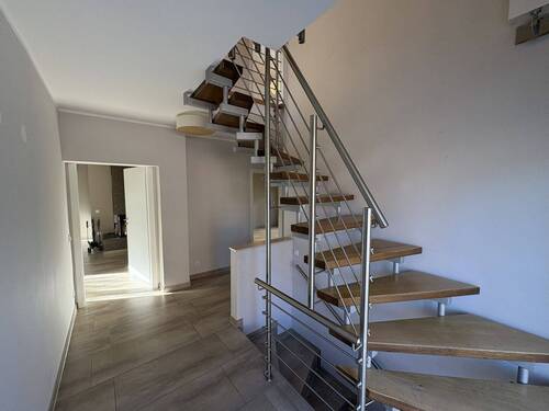 Flur Erdgeschoss / Eingangsbereich - 5 Zimmer Einfamilienhaus in Gütersloh