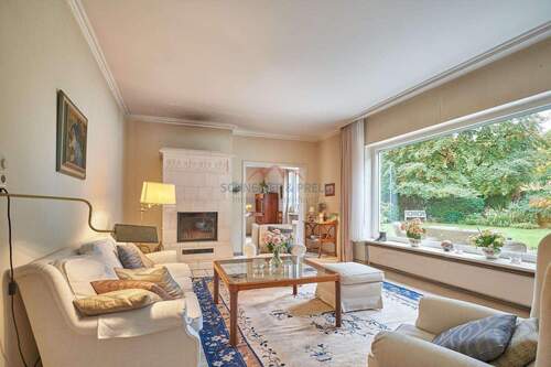 Wohnzimmer - Solide Architektur mit Entwicklungspotenzial - Ihr Zuhause in Obermenzing