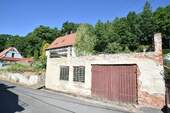 Außen Garage.jpeg - 4 Zimmer Einfamilienhaus zum Kaufen in Freital