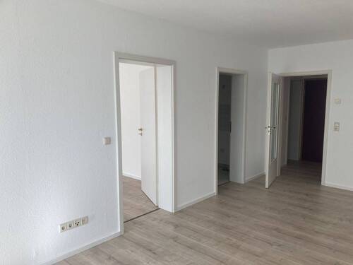 helles Wohnzimmer - Etagenwohnung mit 49,40 m² in Zwickau zur Miete