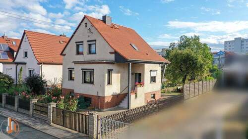 Ansicht von vorn - Einfamilienhaus mit 108,20 m² in Magdeburg zum Kaufen